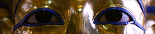 Vaak bekeken ogen van het dodenmasker van farao Toet Ank Amon
